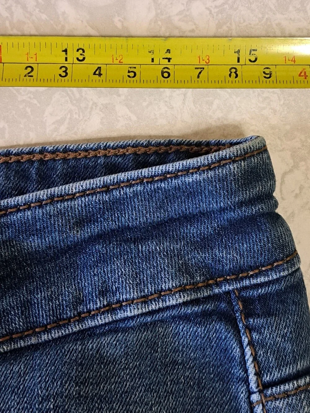 Blue Motion Denim Bermudas